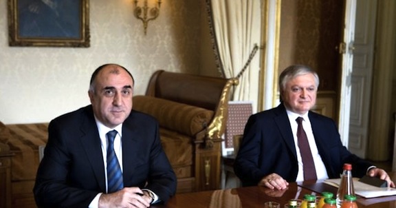 Armenian and Azerbaijani Foreign Ministers during a past meeting