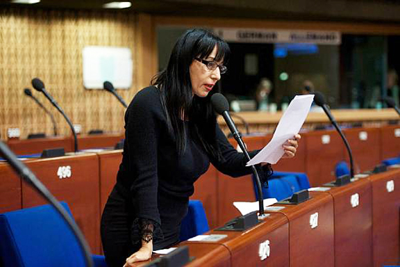 Naira Zohrabyan, member of the Armenian delegation to PACE, presenting at the plenary session on Thursday, Oct. 13, 2016 (Photo: parliament.am)