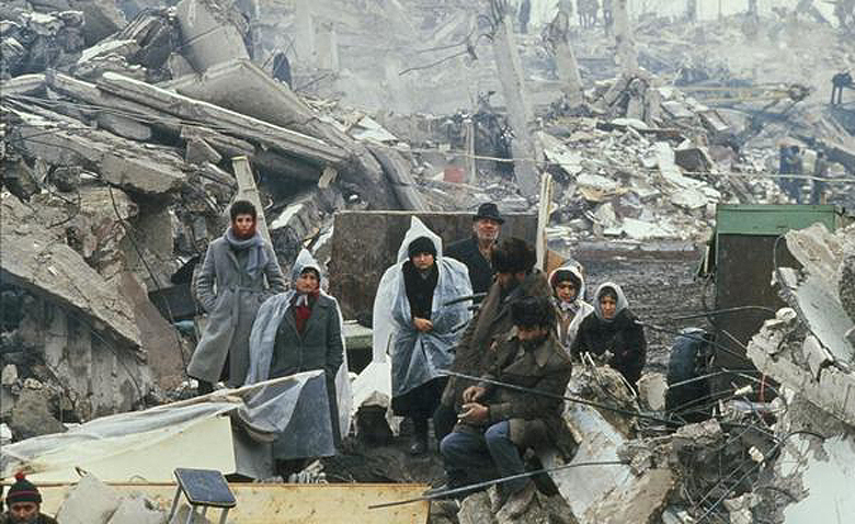 7 Դեկտեմբեր 1988. ժամը 11:41. Սպիտակի Երկրաշարժին Սպիացող Վէրքերը եւ  Չմարող… Կսկիծը