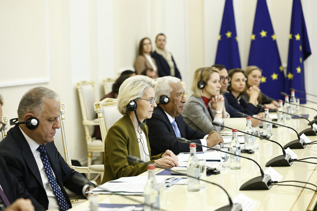 Armenia, EU adopt joint declaration, advance cooperation at first ...